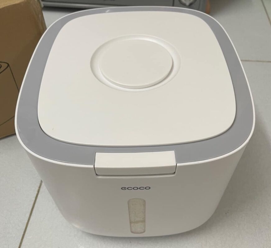 Thùng Đựng Gạo Thông Minh Ecoco E2005 10kg Nhỏ Gọn Tiện Lợi, Chống Côn Trùng, Ẩm Mốc 21 thung dung gao ecoco 15